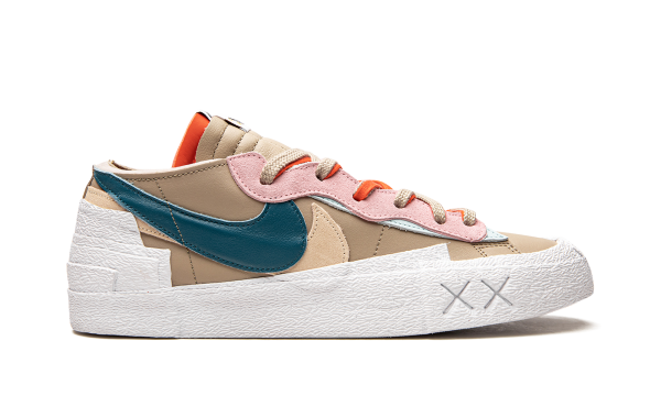 blazer low sacai kaws reed gmv3w Gearsnkrs