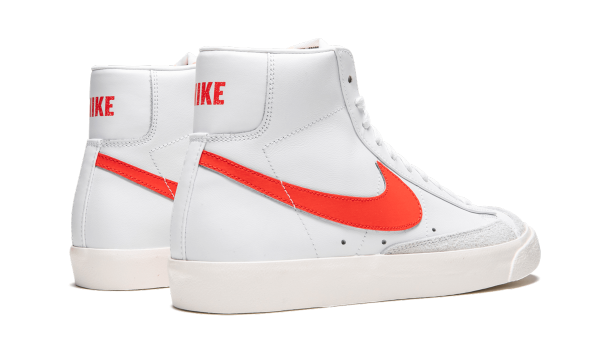 blazer mid 77 vntg habanero red mzsih Gearsnkrs
