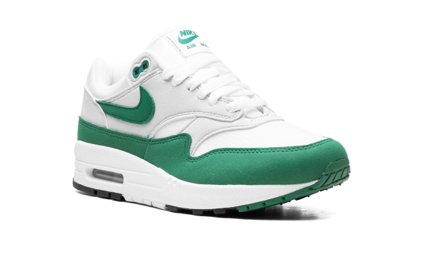 max 1 87 wmns malachite a02ao Gearsnkrs
