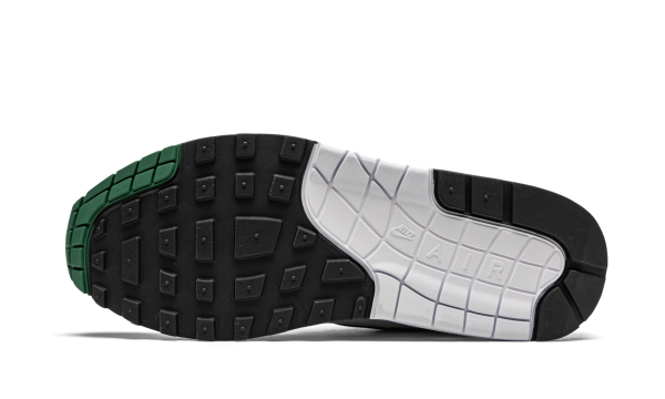 max 1 anniversary hunter green hhtfd Gearsnkrs