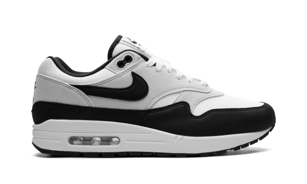 max 1 white black 7ycuj Gearsnkrs