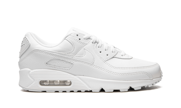 max 90 triple white fnb2a Gearsnkrs