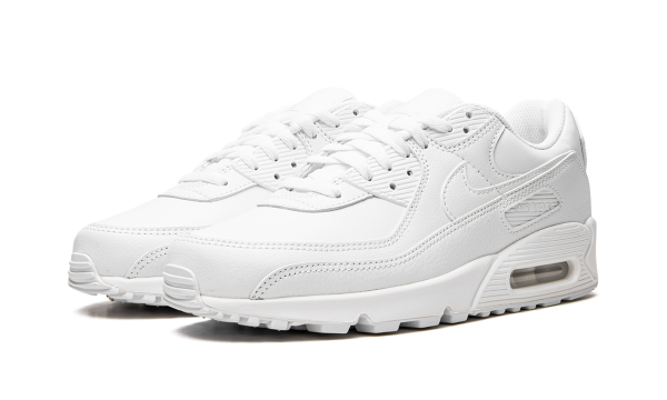 max 90 triple white iew5w Gearsnkrs