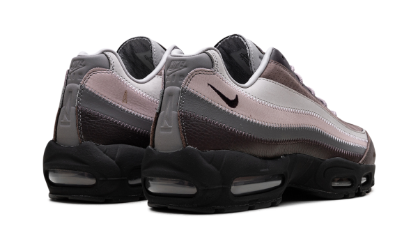 max 95 a ma maniere while you were sleeping yhoub Gearsnkrs